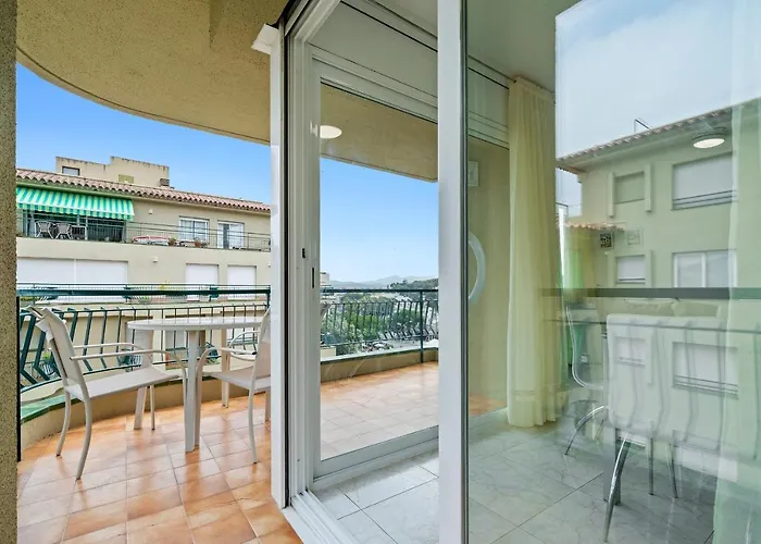 Hauzify I Estrella Castell-Platja d'Aro